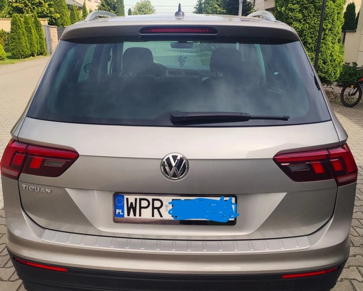 Volkswagen Tiguan cena 107000 przebieg: 31600, rok produkcji 2019 z Witkowo małe 301